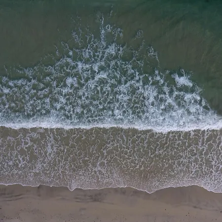 伊里奥罗玛豪华公寓 *